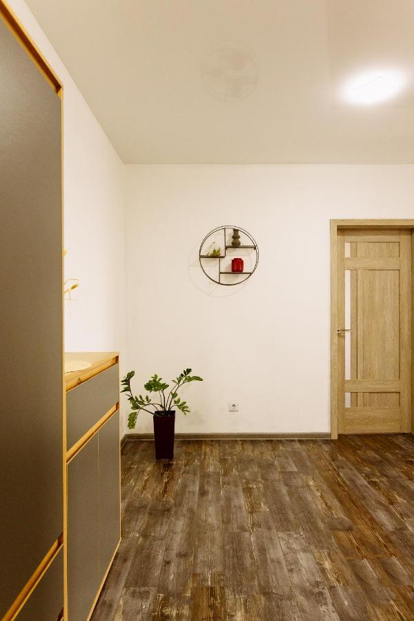 New Time Нова Простора Квартира Біля Центру. Окрема Спальня + Кухня-Вітальня Ternópil Exterior foto